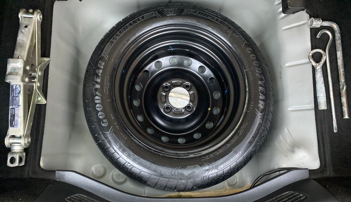 2016 Honda Jazz 1.2 V MT, Petrol, Manual, 18,757 km, Spare Tyre