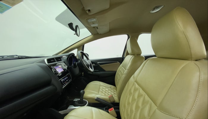 2016 Honda Jazz 1.2 V MT, Petrol, Manual, 18,757 km, Right Side Front Door Cabin