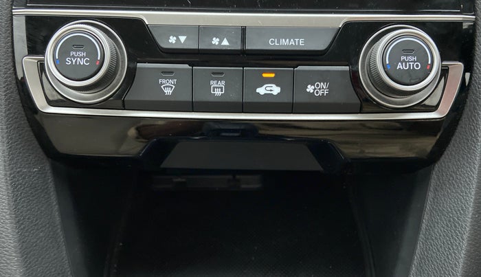 2019 Honda Civic 1.8L I-VTEC VX CVT, Petrol, Automatic, 29,897 km, Automatic Climate Control