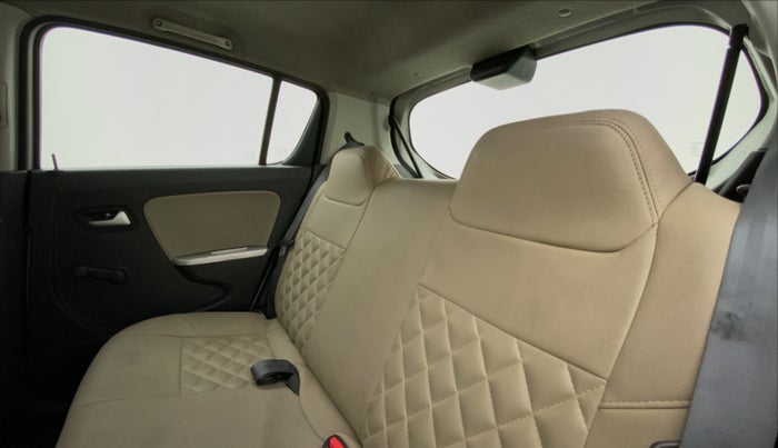 2015 Maruti Alto K10 VXI P, Petrol, Manual, 42,485 km, Right Side Rear Door Cabin