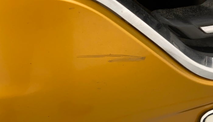 2019 Renault TRIBER RXZ, Petrol, Manual, 59,503 km, Front bumper - Minor scratches