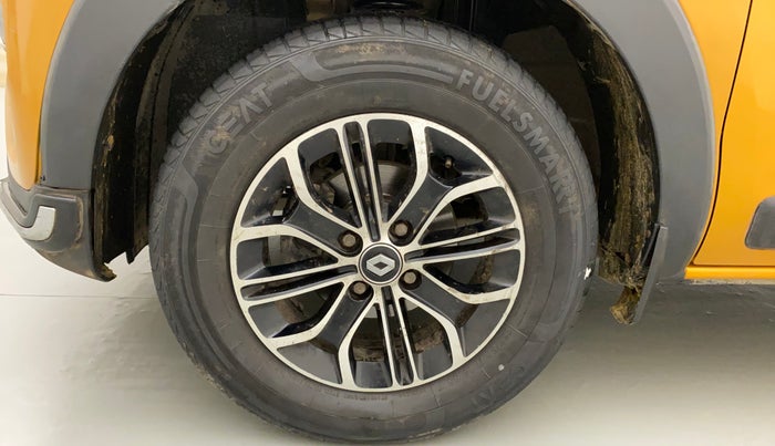 2019 Renault TRIBER RXZ, Petrol, Manual, 59,503 km, Left Front Wheel