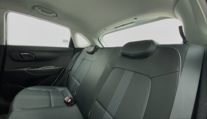2021 Hyundai NEW I20 ASTA 1.0 GDI TURBO DCT, Petrol, Automatic, 5,338 km, Right Side Rear Door Cabin