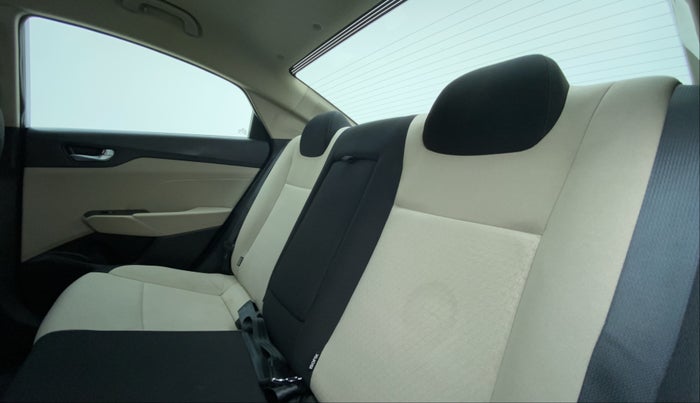 2019 Hyundai Verna 1.6 SX VTVT, Petrol, Manual, 4,271 km, Right Side Rear Door Cabin