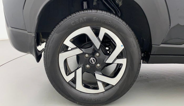 2023 Nissan MAGNITE XV MT, Petrol, Manual, 1,402 km, Right Rear Wheel