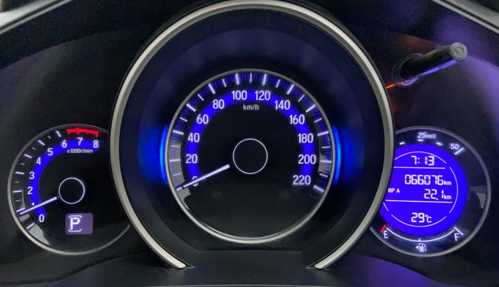 2016 Honda Jazz 1.2 V AT, Petrol, Automatic, 66,173 km, Odometer Image