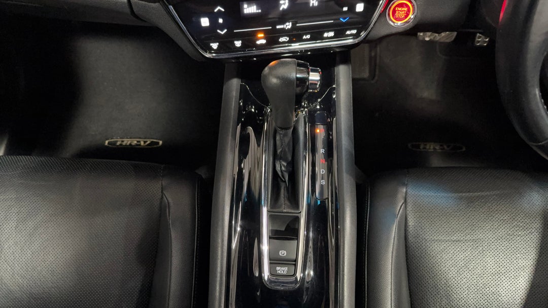2018 Honda HR-V Rs, Automatic, 48090 km, Gear Lever 