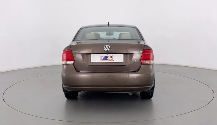 2015 Volkswagen Vento HIGHLINE 1.2 TSI AT, Petrol, Automatic, 62,250 km, Back/Rear