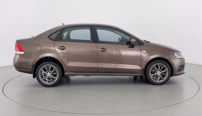 2015 Volkswagen Vento HIGHLINE 1.2 TSI AT, Petrol, Automatic, 62,250 km, Right Side View