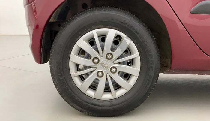 2016 Hyundai i10 SPORTZ 1.1, Petrol, Manual, 31,355 km, Right Rear Wheel