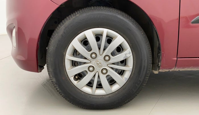 2016 Hyundai i10 SPORTZ 1.1, Petrol, Manual, 31,355 km, Left Front Wheel