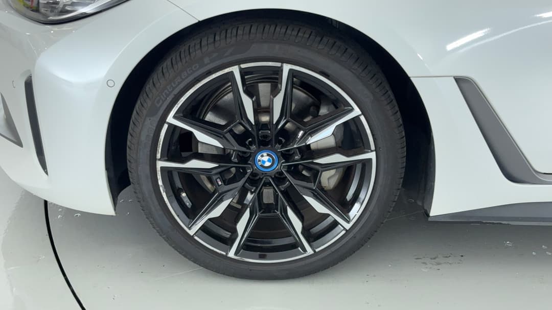 2023 BMW I4 Edrive35 Gran Coupe, Automatic, 32003 km, Left Front Wheel