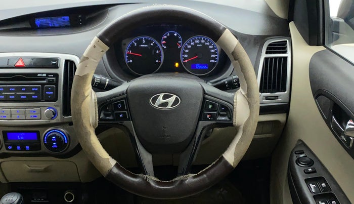 2013 Hyundai i20 SPORTZ 1.4 CRDI, Diesel, Manual, 1,20,605 km, Steering Wheel Close Up
