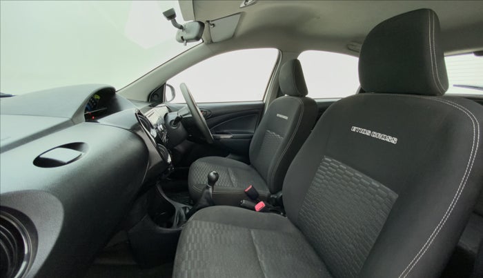 2015 Toyota Etios CROSS G, Petrol, Manual, 48,638 km, Right Side Front Door Cabin