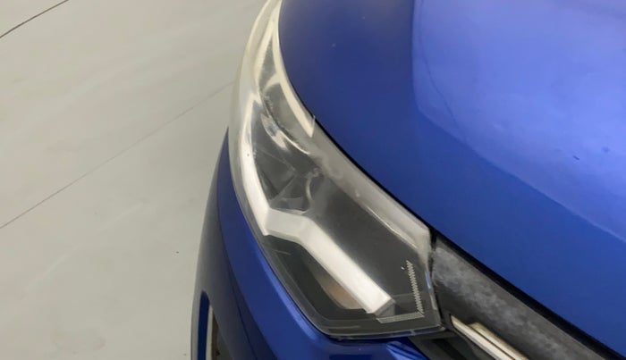 2019 Renault TRIBER RXZ, Petrol, Manual, 56,210 km, Right headlight - Faded