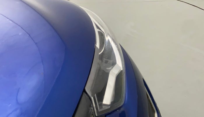 2019 Renault TRIBER RXZ, Petrol, Manual, 56,210 km, Left headlight - Faded