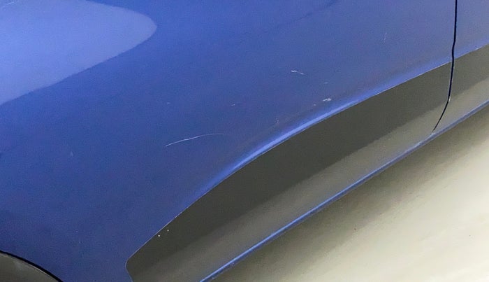 2019 Renault TRIBER RXZ, Petrol, Manual, 56,210 km, Right rear door - Slightly dented