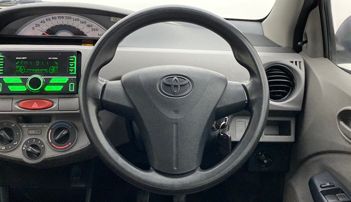 2011 Toyota Etios Liva G, Petrol, Manual, 33,837 km, Steering Wheel Close Up