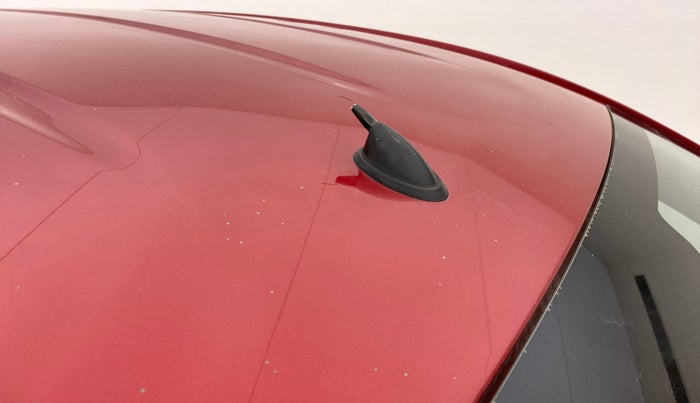 2011 Toyota Etios Liva G, Petrol, Manual, 33,837 km, Roof - Antenna has minor damage