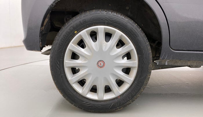 2017 Maruti Alto K10 VXI, Petrol, Manual, 54,595 km, Right Rear Wheel