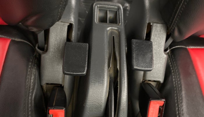 2016 Maruti Eeco 5 STR WITH AC PLUSHTR, Petrol, Manual, 63,221 km, Driver Side Adjustment Panel