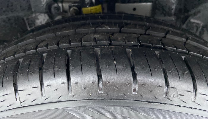 2018 Ford Ecosport 1.5 TDCI TITANIUM PLUS, Diesel, Manual, 32,475 km, Right Front Tyre Tread