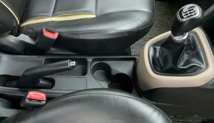 2015 Hyundai Grand i10 ASTA 1.2 KAPPA VTVT OPT, Petrol, Manual, 84,646 km, Gear Lever