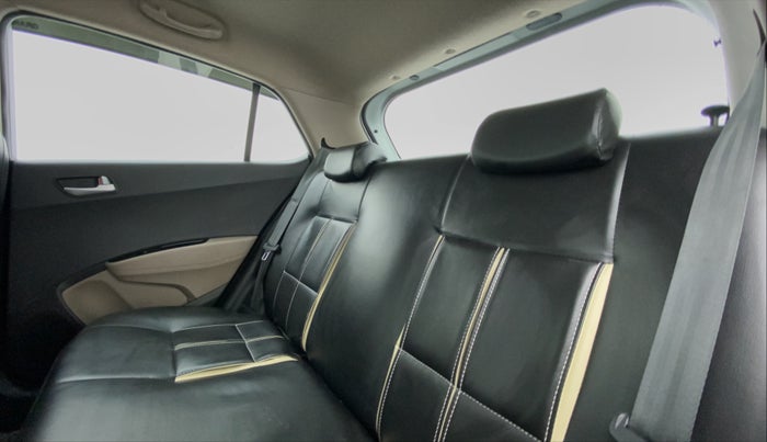 2015 Hyundai Grand i10 ASTA 1.2 KAPPA VTVT OPT, Petrol, Manual, 84,646 km, Right Side Rear Door Cabin