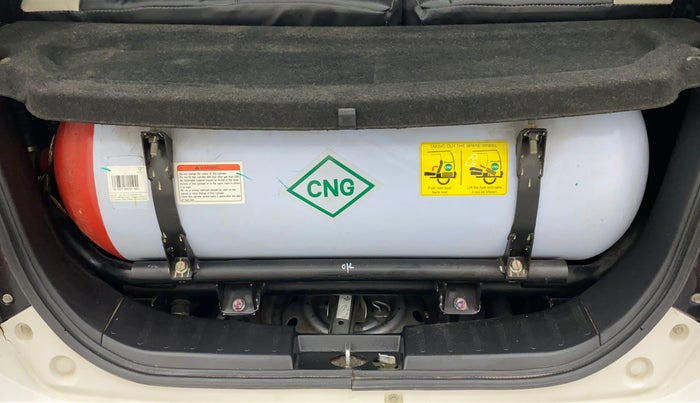 2017 Maruti Wagon R 1.0 LXI CNG, CNG, Manual, 76,538 km, Boot Inside