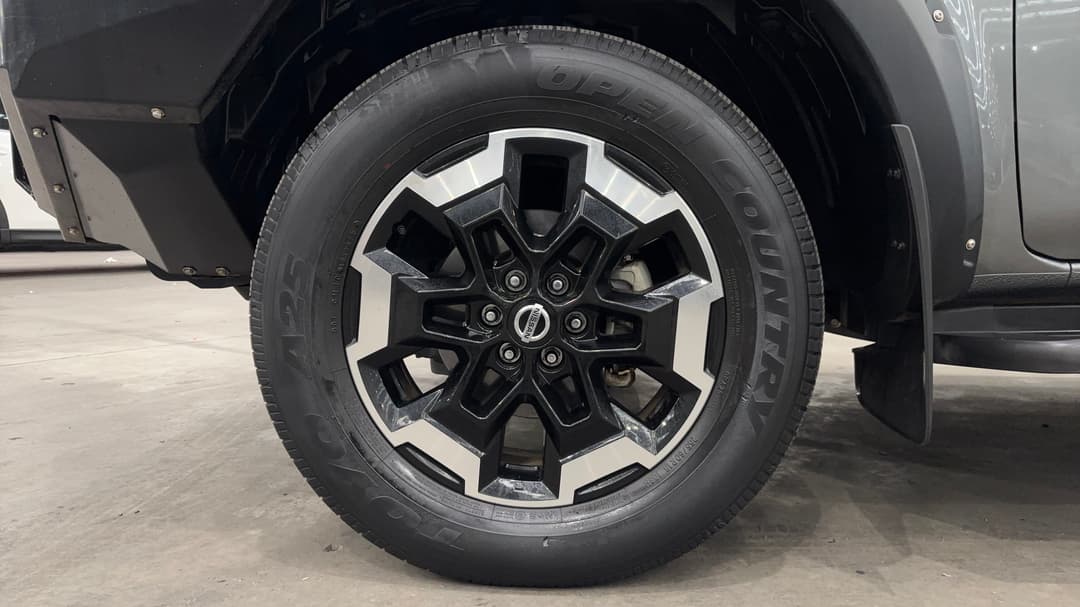 2023 Nissan Navara St-X (4x4) Cloth/no Sunroof, Automatic, 10519 km, Left Front Wheel