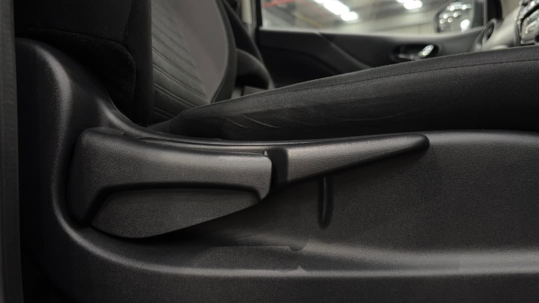 2023 Nissan Navara St-X (4x4) Cloth/no Sunroof, Automatic, 10519 km, Drivers Side Adjustment Panel