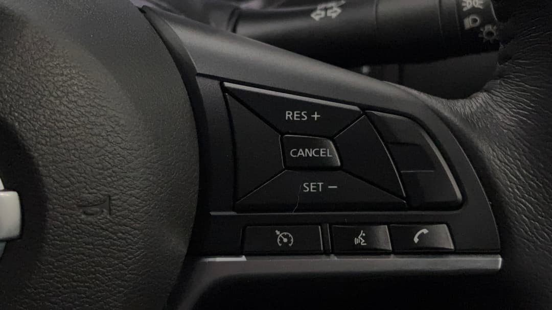 2023 Nissan Navara St-X (4x4) Cloth/no Sunroof, Automatic, 10519 km, Cruise Control