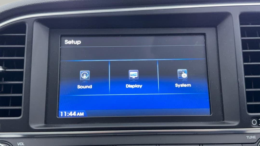 2017 Hyundai Elantra Active 2.0 Mpi, Automatic, 130483 km, Infotainment System