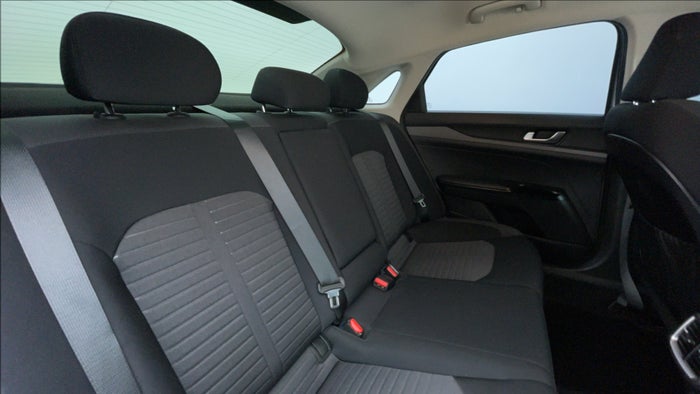 Kia K5-Right Side Door Cabin View