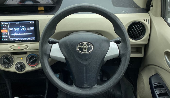 2012 Toyota Etios Liva D 4D GD SP, Diesel, Manual, 1,02,683 km, Steering Wheel Close Up