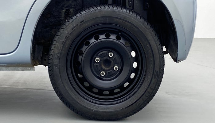 2012 Toyota Etios Liva D 4D GD SP, Diesel, Manual, 1,02,683 km, Left Rear Wheel