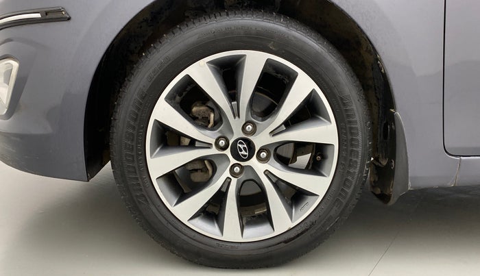 2016 Hyundai Verna FLUIDIC 1.6 SX VTVT, Petrol, Manual, 85,892 km, Left Front Wheel