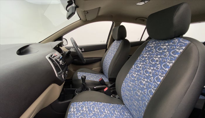 2013 Hyundai i20 MAGNA 1.2 VTVT, Petrol, Manual, 39,711 km, Right Side Front Door Cabin