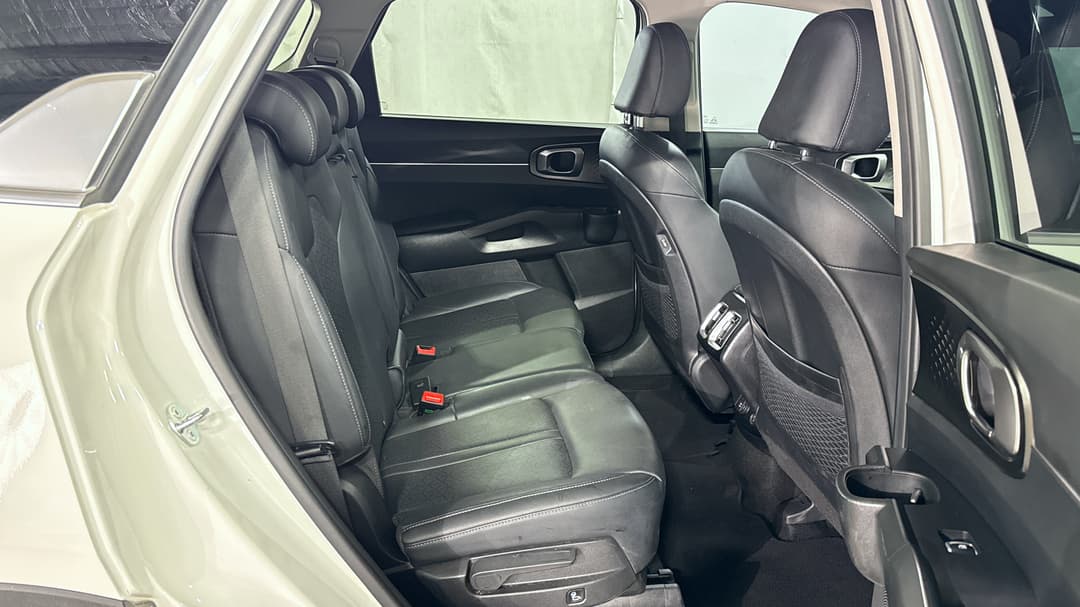 2023 Kia Sorento Sport+ 7 Seat, Automatic, 30016 km, Right Side Rear Door Cabin View