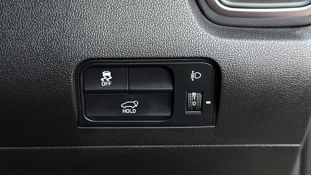 2023 Kia Sorento Sport+ 7 Seat, Automatic, 30016 km, Utility Switches/Buttons