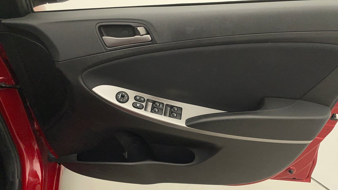 2018 Hyundai Accent Sport, Automatic, 139937 km, Speaker View