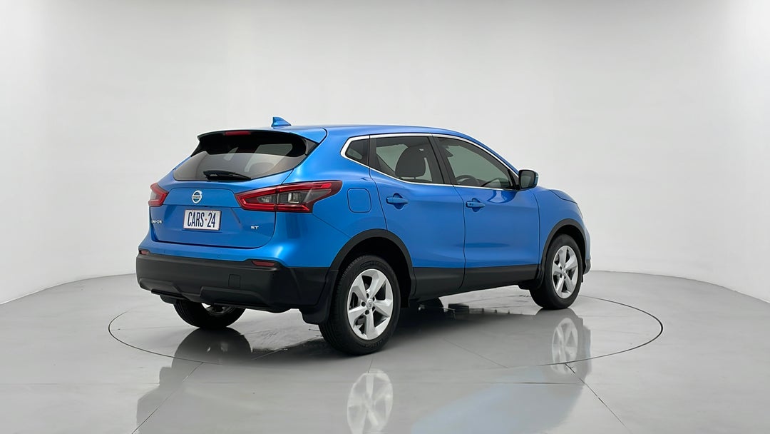 Right Back Diagonal (45- Degree) View