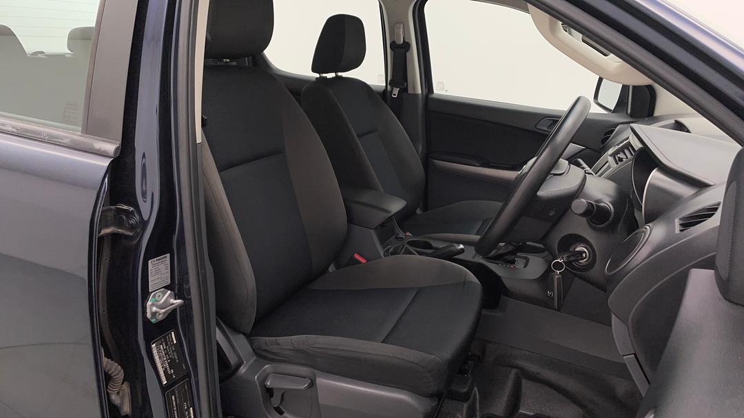 2018 Mazda BT-50 Xt Hi-rider (4x2), Automatic, 103913 km, Right Side Front Door Cabin View