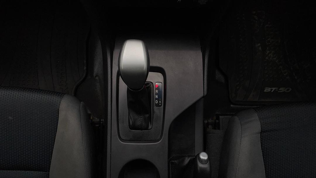 2018 Mazda BT-50 Xt Hi-rider (4x2), Automatic, 103913 km, Gear Lever 
