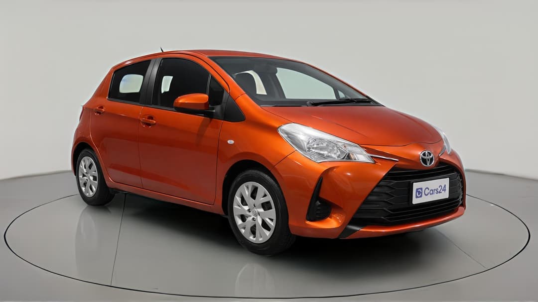 2018 Toyota Yaris Ascent, Automatic, 82558 km, Right Front Diagonal (45- Degree) View
