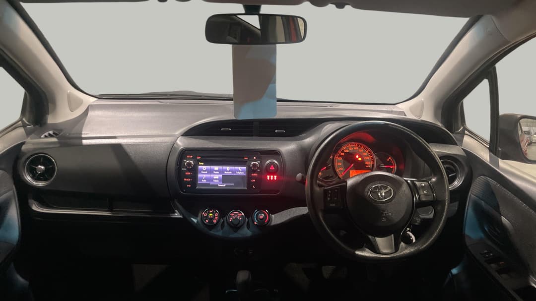 2018 Toyota Yaris Ascent, Automatic, 82558 km, Dashboard View