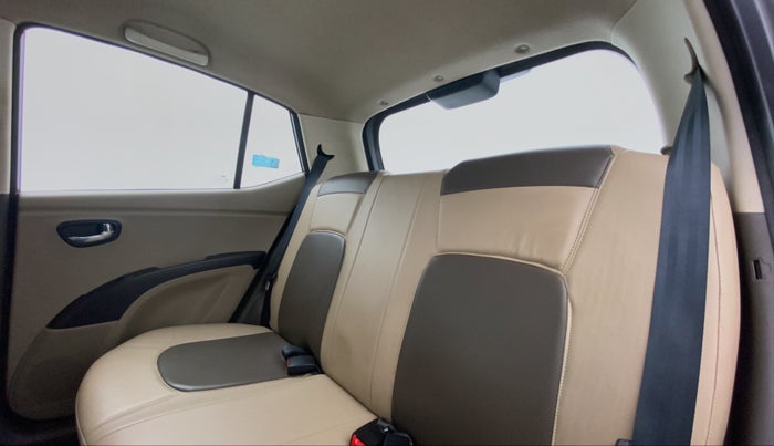 2013 Hyundai i10 MAGNA 1.2 KAPPA2, Petrol, Manual, 64,527 km, Right Side Rear Door Cabin