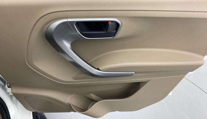 2022 Mahindra BOLERO NEO N 10, Diesel, Manual, 7,235 km, Driver Side Door Panels Control