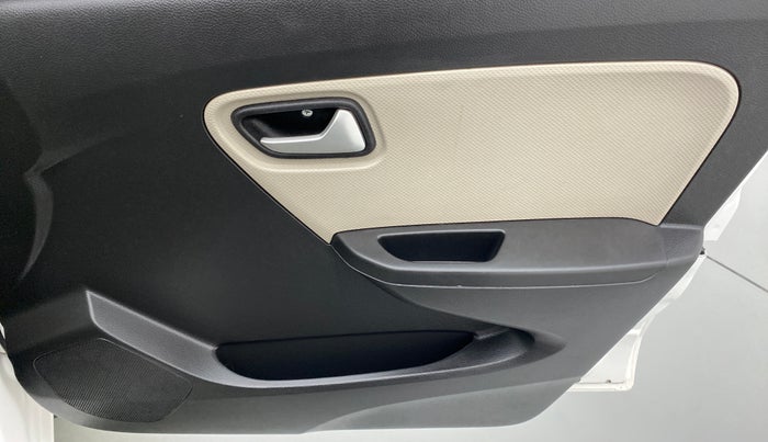 2019 Maruti Alto VXI, Petrol, Manual, 9,856 km, Driver Side Door Panels Control