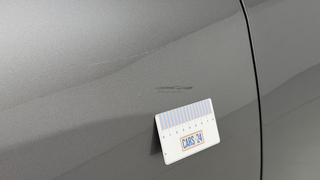 2018 Toyota Kluger Gxl (4x2), Automatic, 113228 km, Quarter Panel Front LHS Guard Scratch